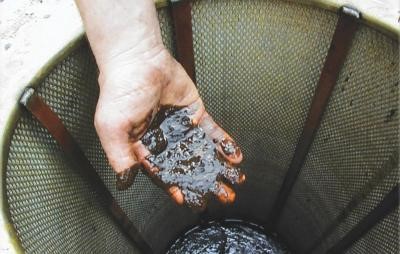 Sludge is bad news for air compressors