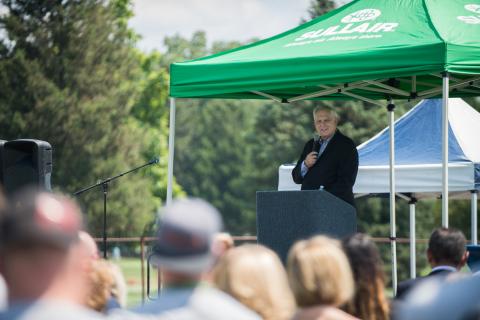 Sullair President and CEO Jack Carlson speaks at the one-year Sullair Hitachi employee celebration