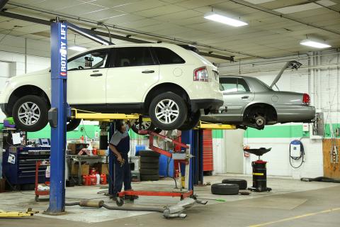 Compresores Sullair utilizados en talleres automotrices y de carrocería